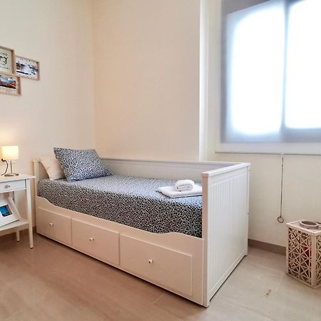 Teodosio Apartment FREE PARKING&CENTRAL AC Sevilha Exterior foto