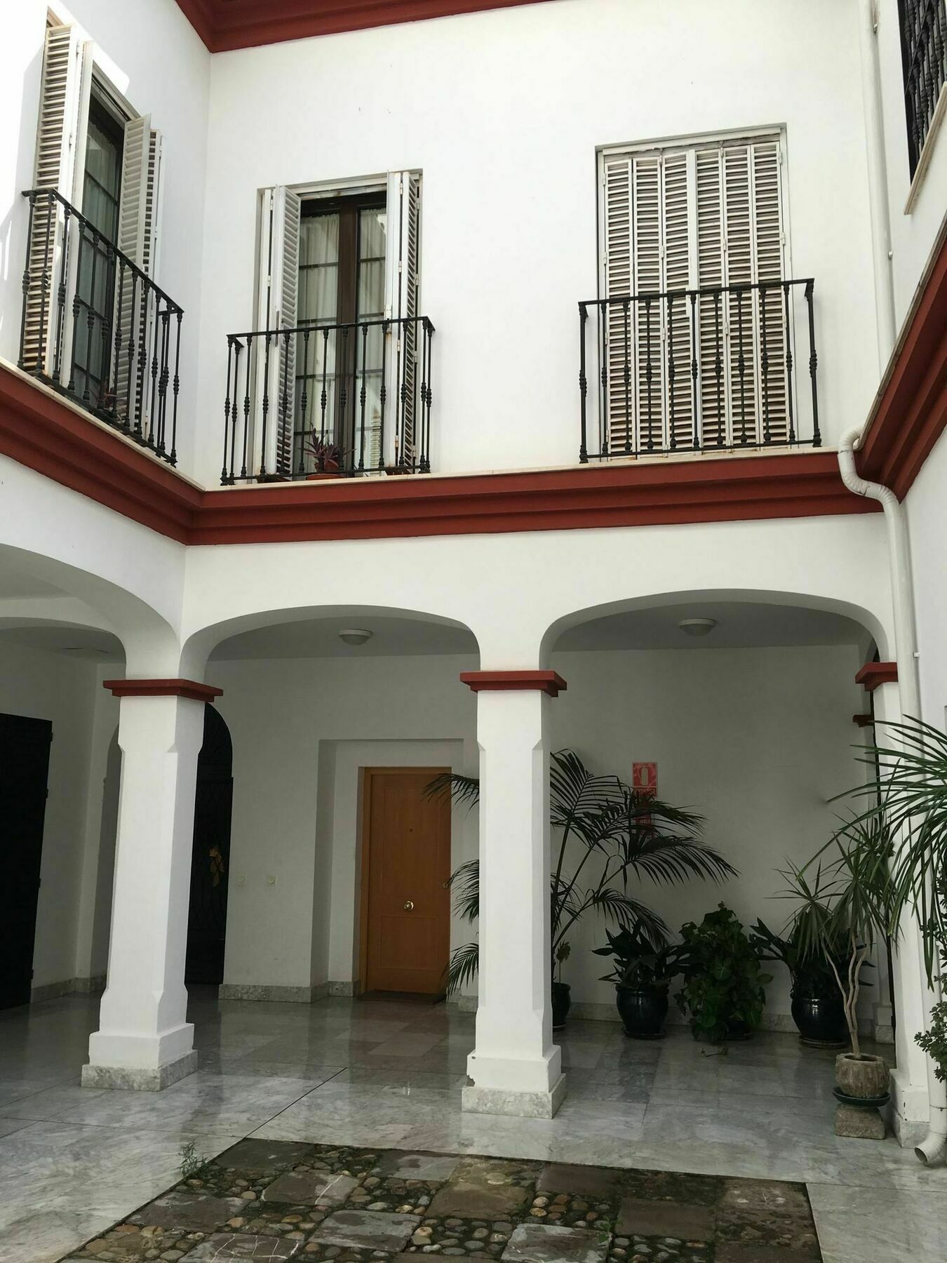 Teodosio Apartment FREE PARKING&CENTRAL AC Sevilha Exterior foto