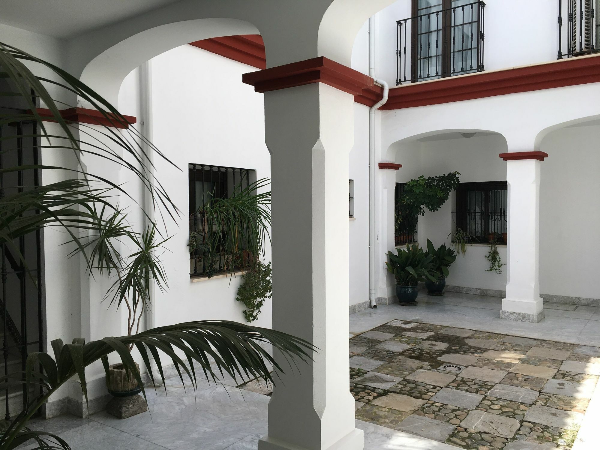 Teodosio Apartment FREE PARKING&CENTRAL AC Sevilha Exterior foto