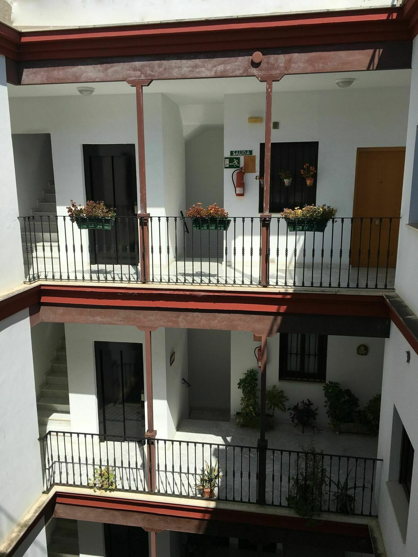 Teodosio Apartment FREE PARKING&CENTRAL AC Sevilha Exterior foto