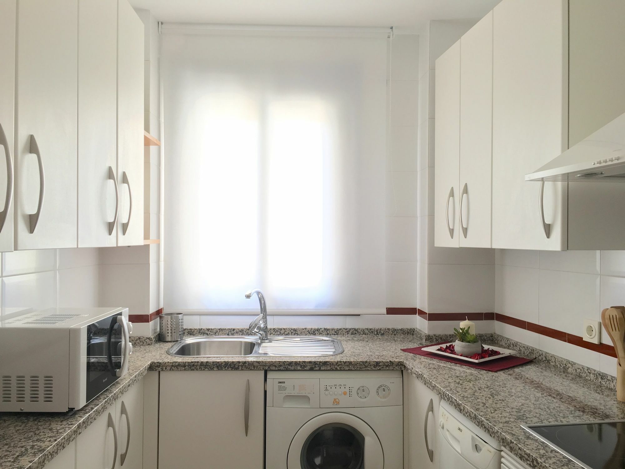 Teodosio Apartment FREE PARKING&CENTRAL AC Sevilha Exterior foto