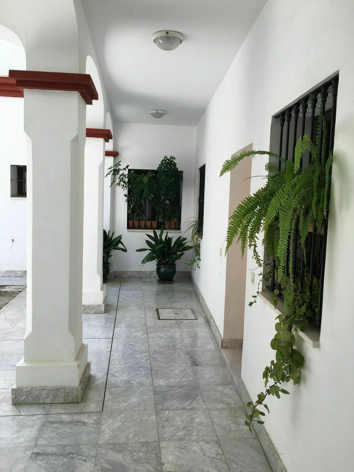 Teodosio Apartment FREE PARKING&CENTRAL AC Sevilha Exterior foto