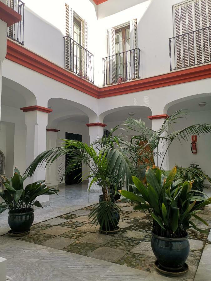 Teodosio Apartment FREE PARKING&CENTRAL AC Sevilha Exterior foto